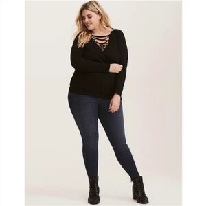 Torrid Black Lattice Front Crew Neck Long Sleeve Pullover Sweater